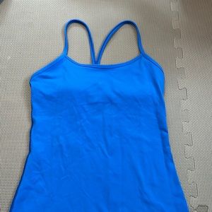 Lululemon workout top